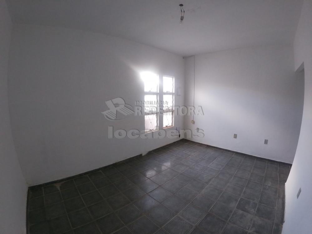 Alugar Casa / Padrão em São José do Rio Preto apenas R$ 900,00 - Foto 1