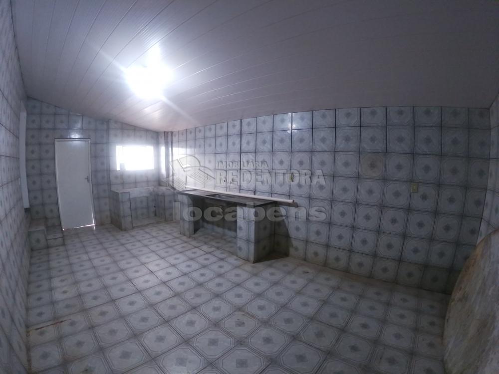 Alugar Casa / Padrão em São José do Rio Preto R$ 900,00 - Foto 5