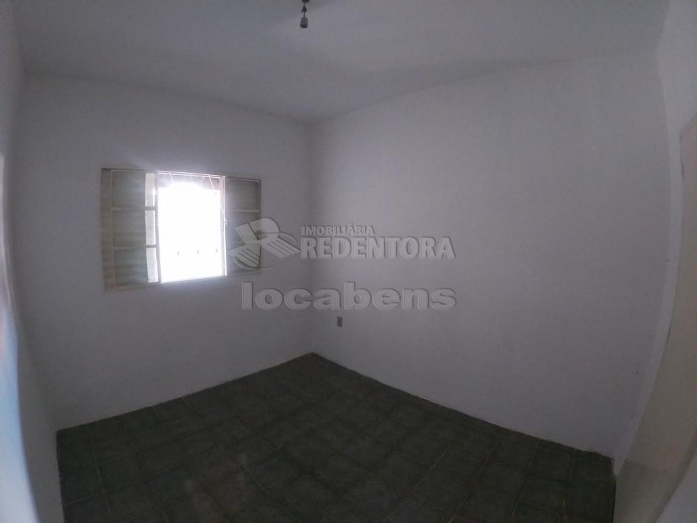 Alugar Casa / Padrão em São José do Rio Preto R$ 900,00 - Foto 7