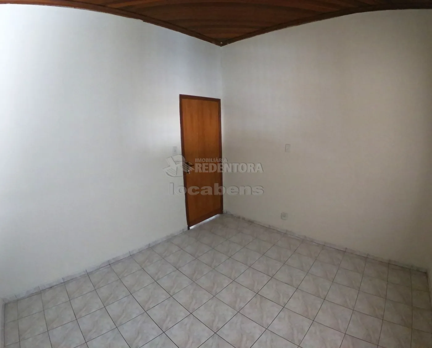 Alugar Casa / Padrão em São José do Rio Preto R$ 1.400,00 - Foto 10