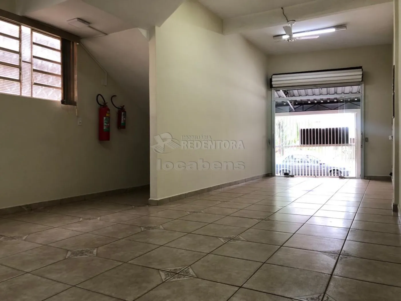 Alugar Comercial / Salão em São José do Rio Preto R$ 1.800,00 - Foto 3