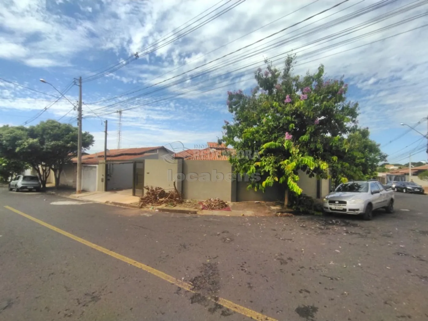 Alugar Casa / Padrão em São José do Rio Preto R$ 1.400,00 - Foto 2