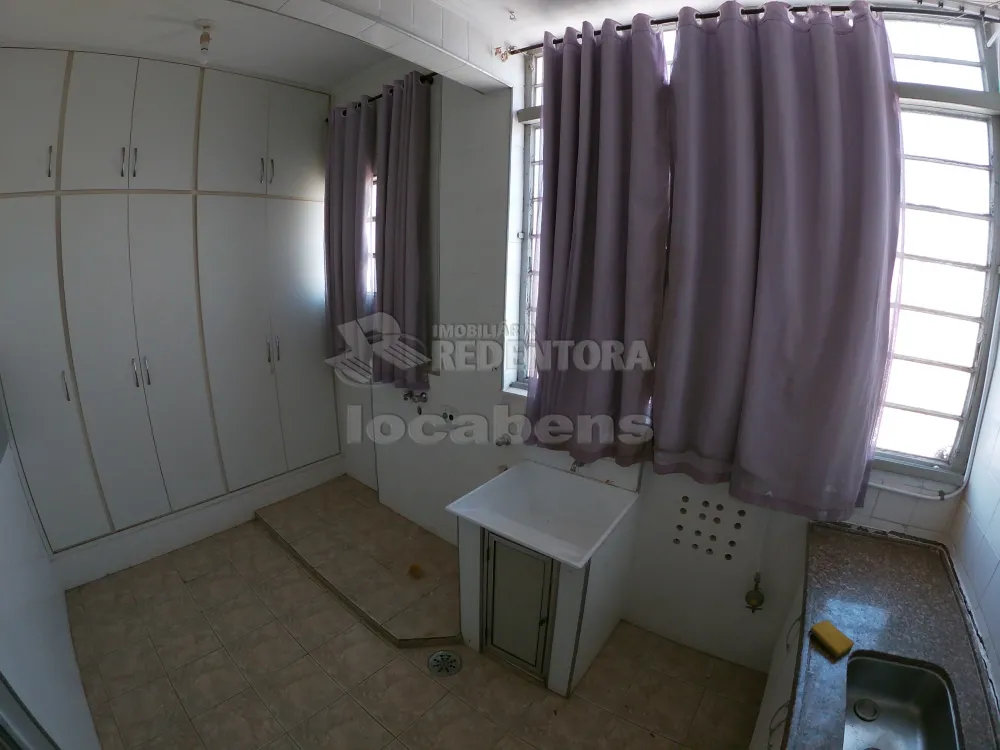 Alugar Apartamento / Padrão em São José do Rio Preto R$ 1.350,00 - Foto 21