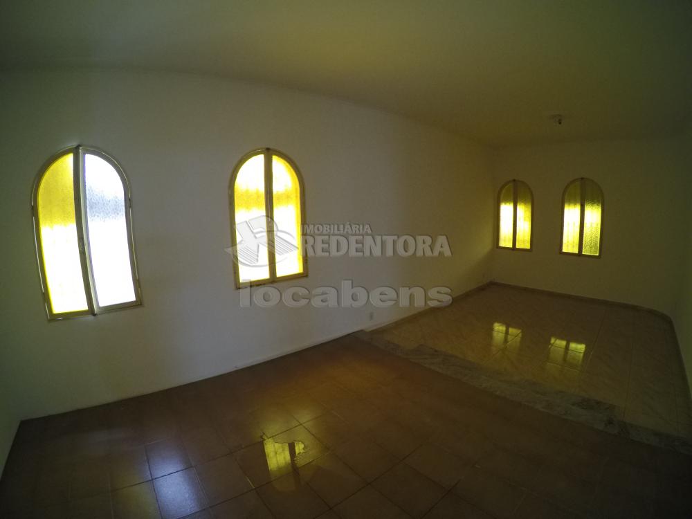 Alugar Casa / Padrão em São José do Rio Preto R$ 1.700,00 - Foto 5