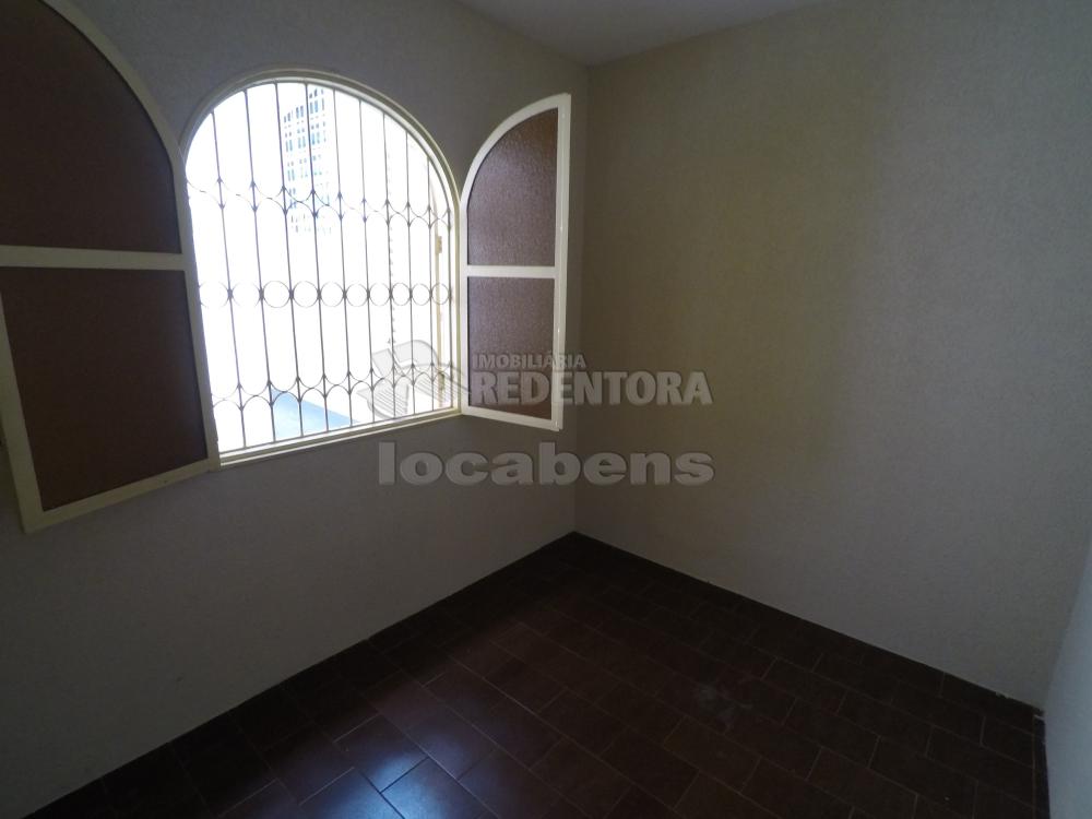 Alugar Casa / Padrão em São José do Rio Preto R$ 1.700,00 - Foto 28