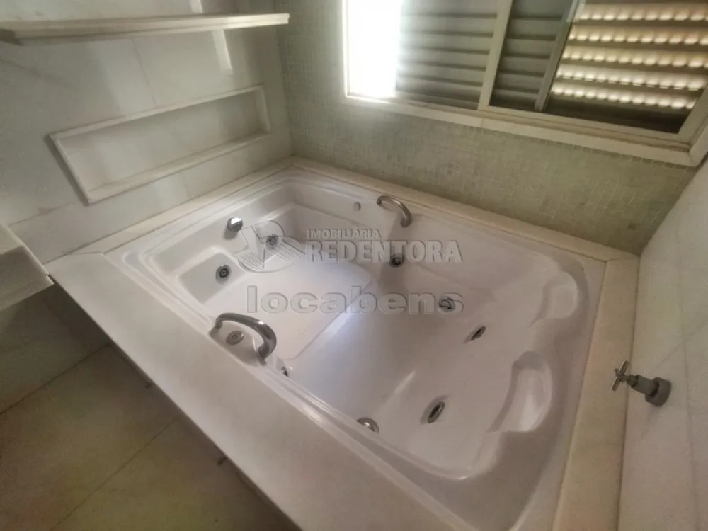 Alugar Apartamento / Padrão em São José do Rio Preto R$ 2.000,00 - Foto 9