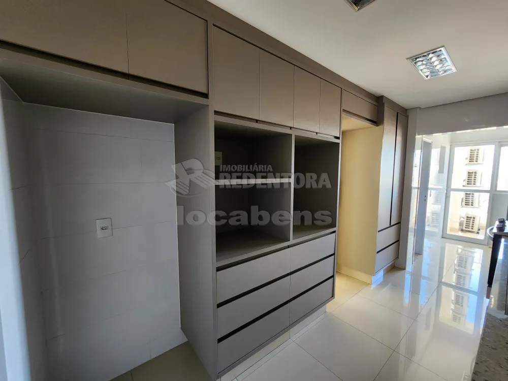 Alugar Apartamento / Padrão em São José do Rio Preto R$ 2.750,00 - Foto 22