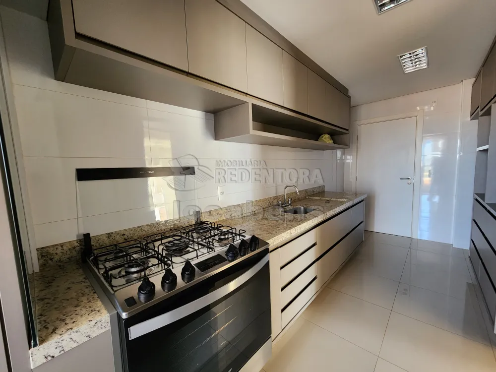 Alugar Apartamento / Padrão em São José do Rio Preto R$ 2.750,00 - Foto 24