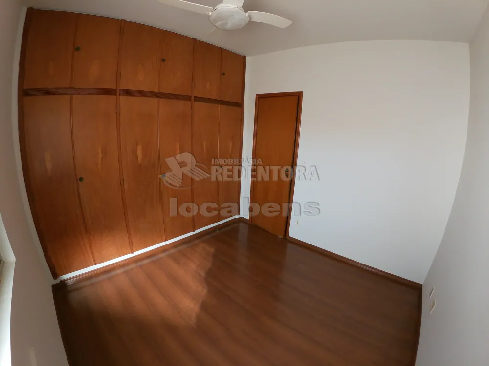 Alugar Apartamento / Padrão em São José do Rio Preto R$ 1.500,00 - Foto 13