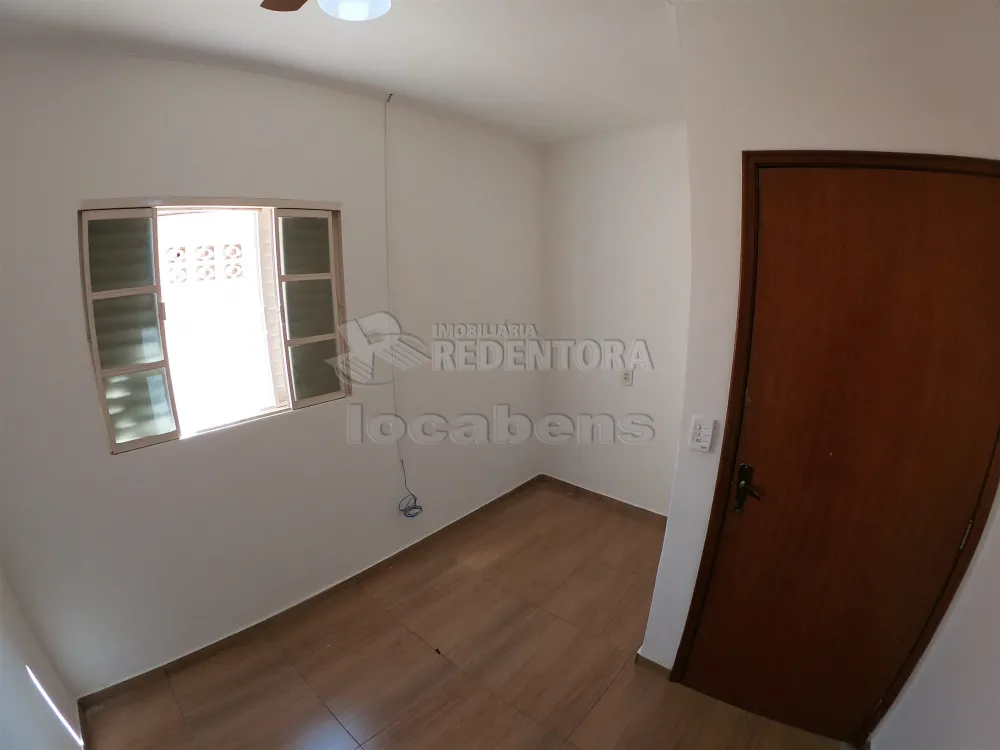 Alugar Casa / Padrão em São José do Rio Preto R$ 2.700,00 - Foto 15