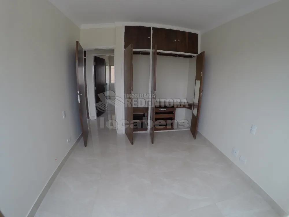 Comprar Apartamento / Padrão em São José do Rio Preto R$ 420.000,00 - Foto 13