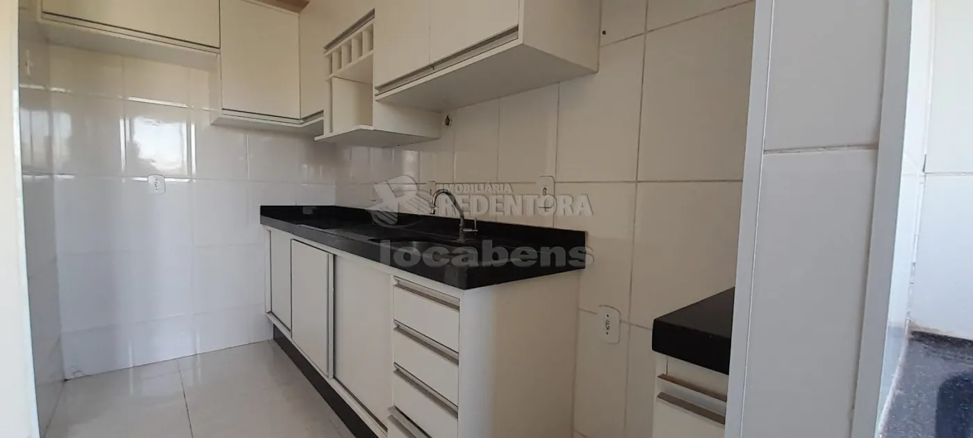 Alugar Apartamento / Padrão em São José do Rio Preto R$ 2.000,00 - Foto 16