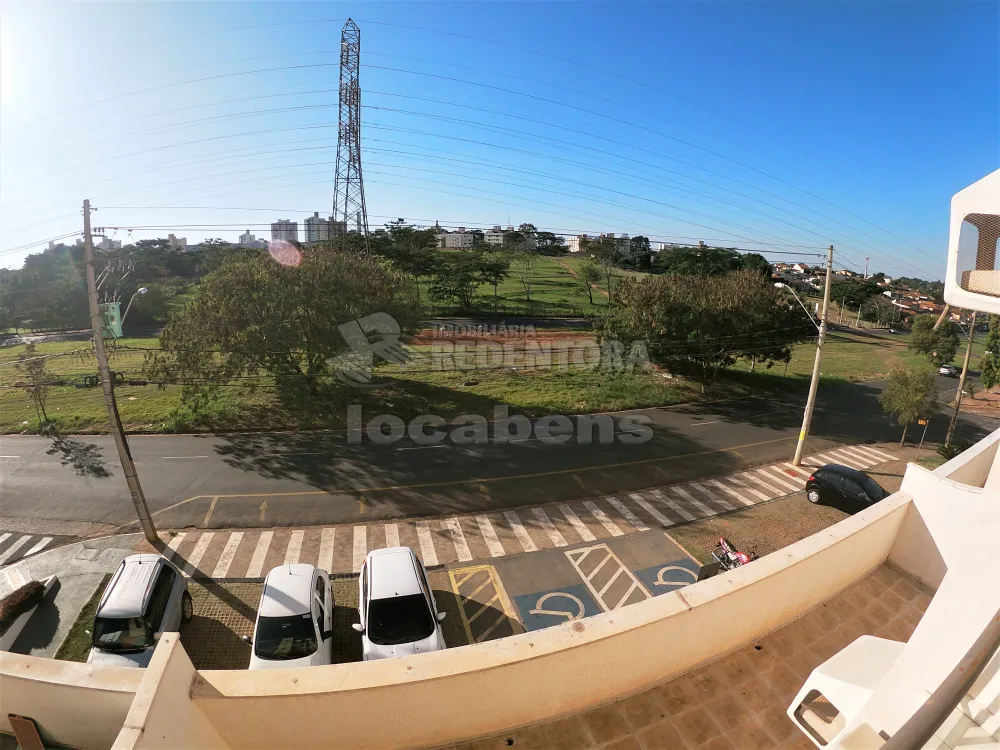 Alugar Apartamento / Padrão em São José do Rio Preto R$ 1.100,00 - Foto 11