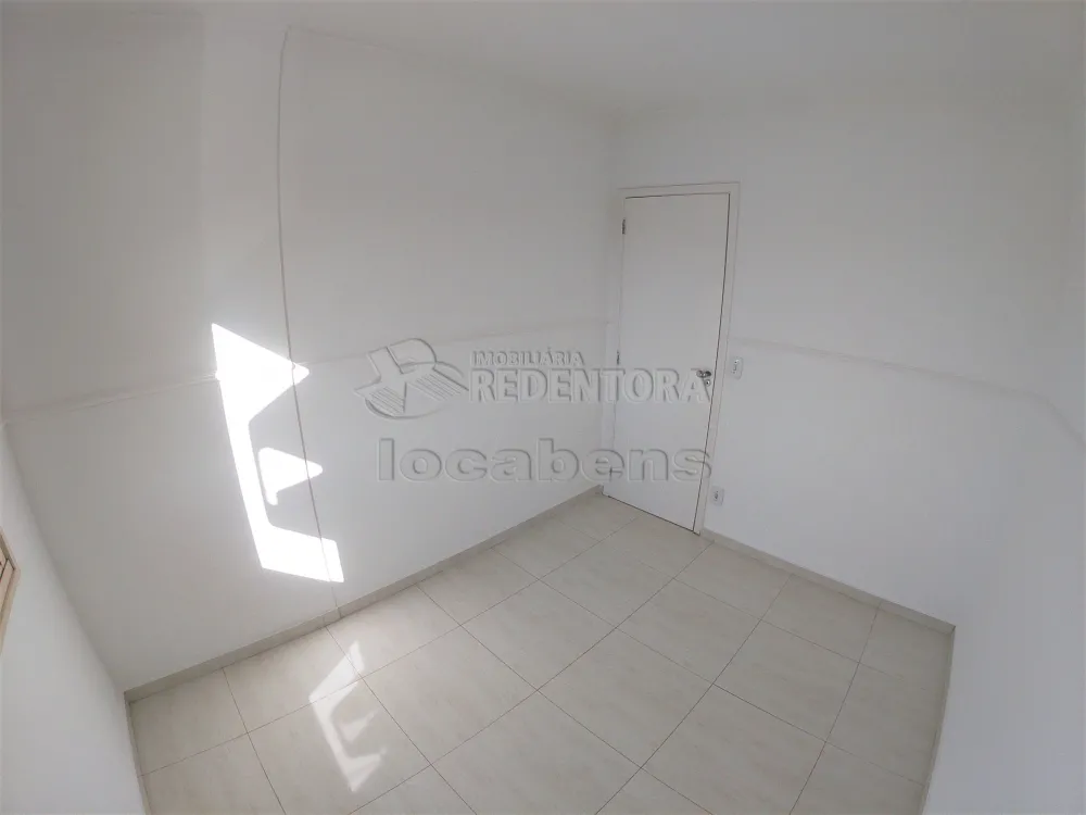 Alugar Apartamento / Padrão em São José do Rio Preto R$ 1.100,00 - Foto 5