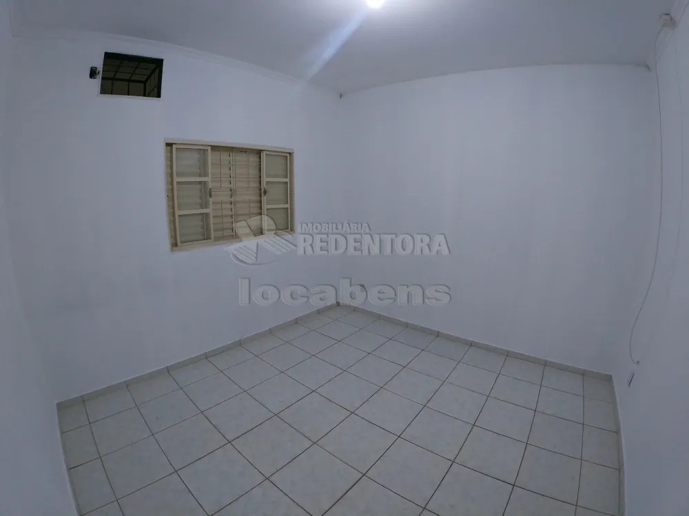 Alugar Casa / Padrão em São José do Rio Preto R$ 2.200,00 - Foto 7