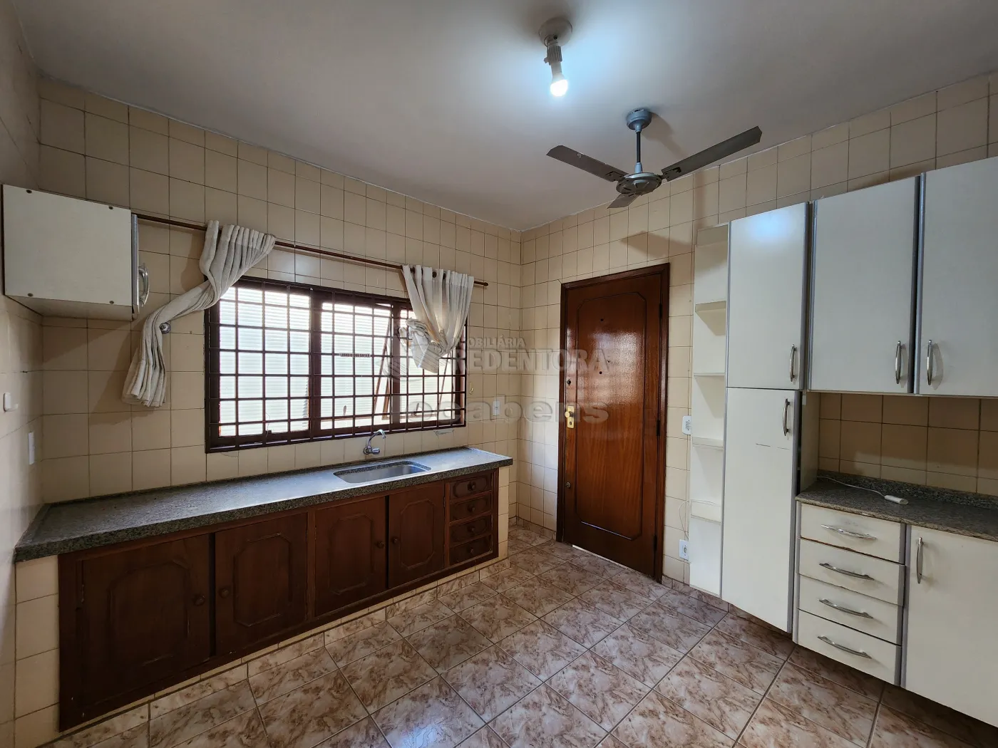 Alugar Casa / Padrão em São José do Rio Preto R$ 3.000,00 - Foto 9