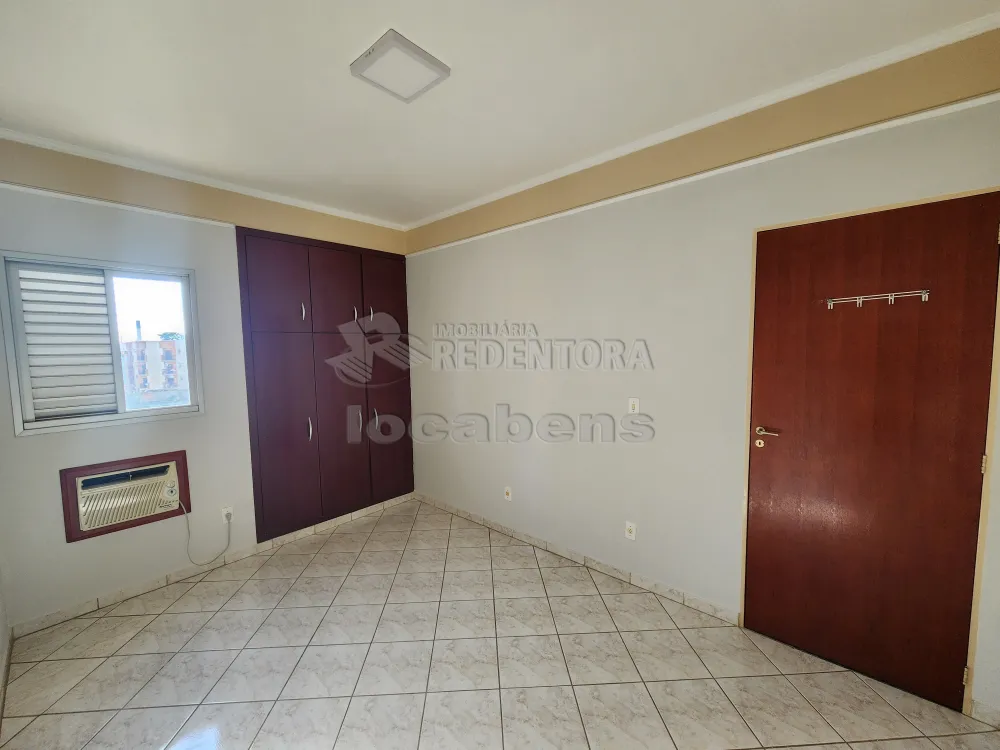 Alugar Apartamento / Padrão em São José do Rio Preto R$ 1.000,00 - Foto 8