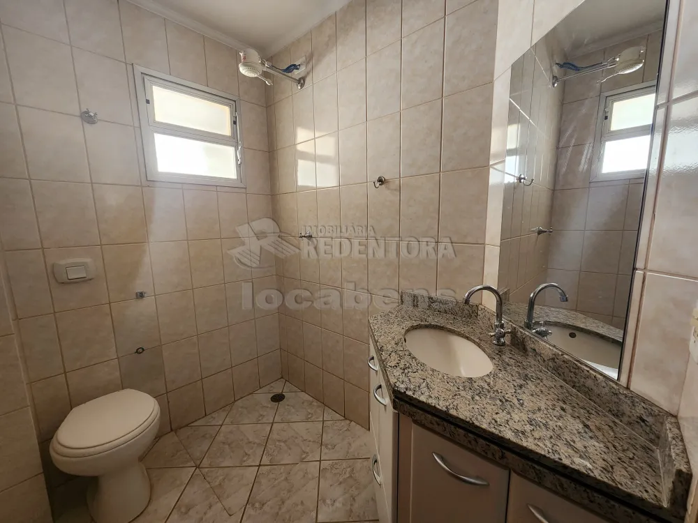 Alugar Apartamento / Padrão em São José do Rio Preto R$ 1.000,00 - Foto 9