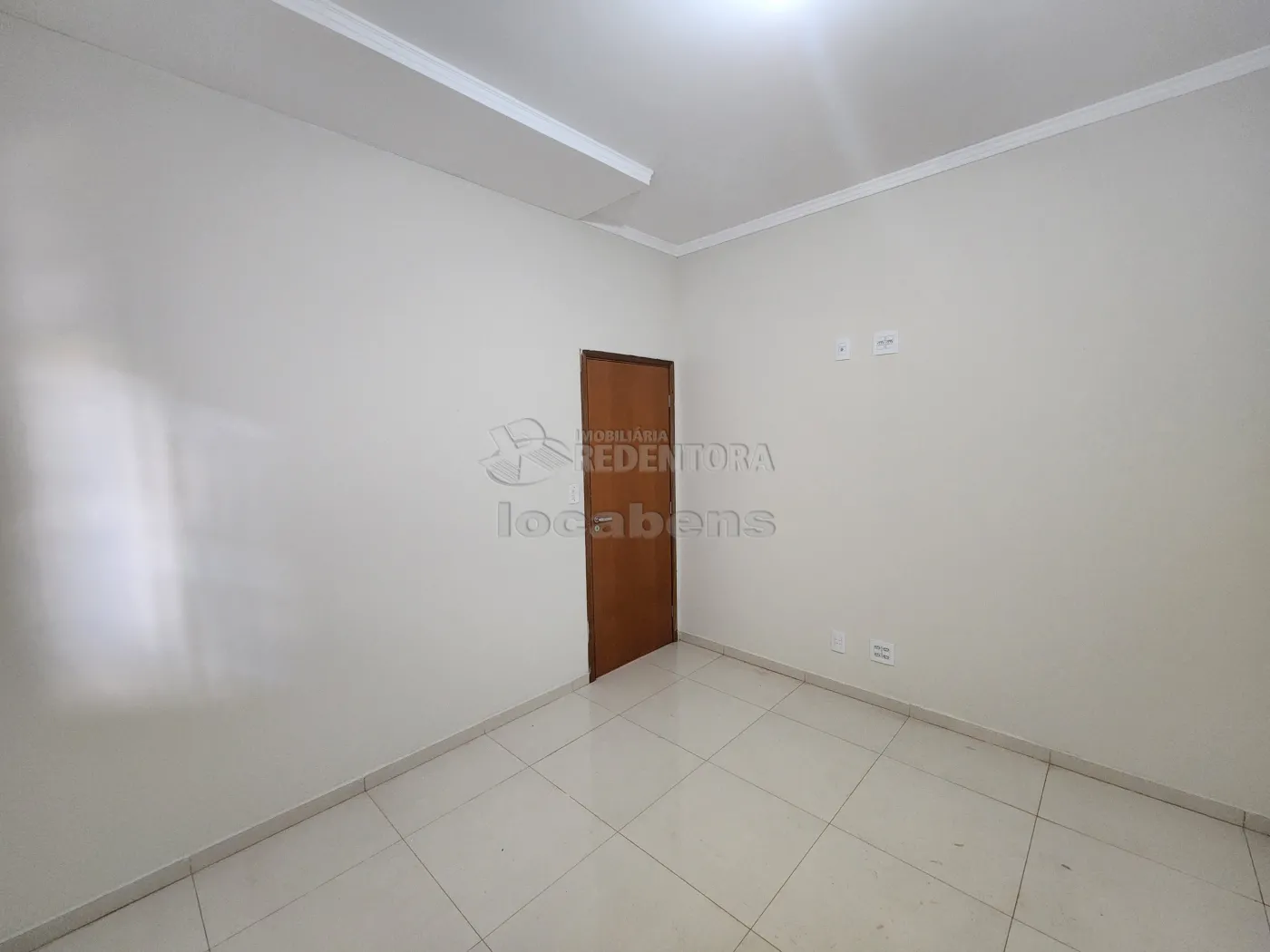 Alugar Casa / Padrão em São José do Rio Preto apenas R$ 1.100,00 - Foto 6