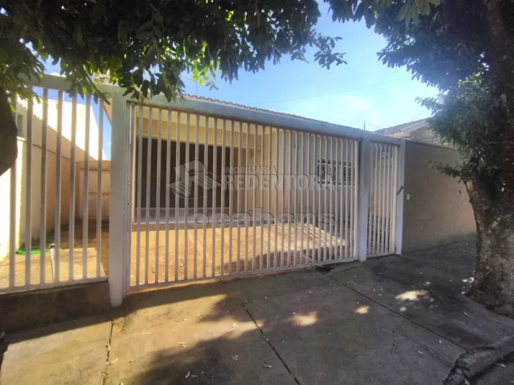 Comprar Casa / Padrão em São José do Rio Preto R$ 400.000,00 - Foto 1