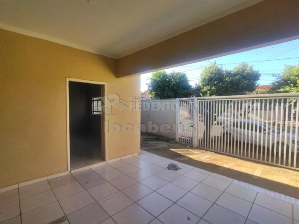 Comprar Casa / Padrão em São José do Rio Preto R$ 400.000,00 - Foto 2