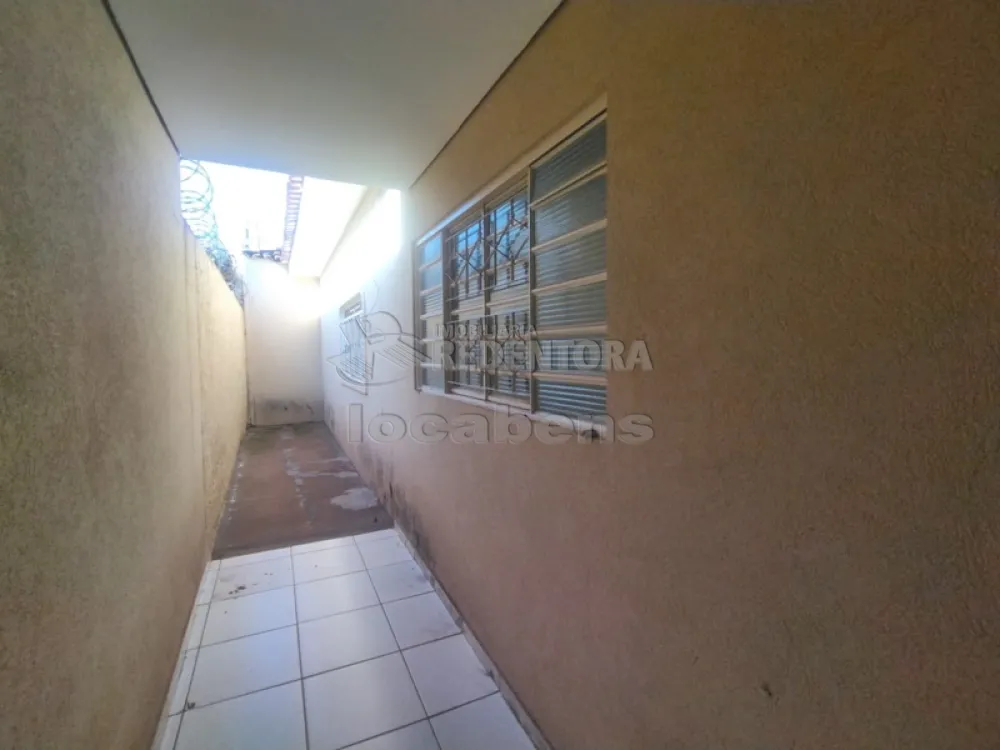 Comprar Casa / Padrão em São José do Rio Preto R$ 400.000,00 - Foto 19