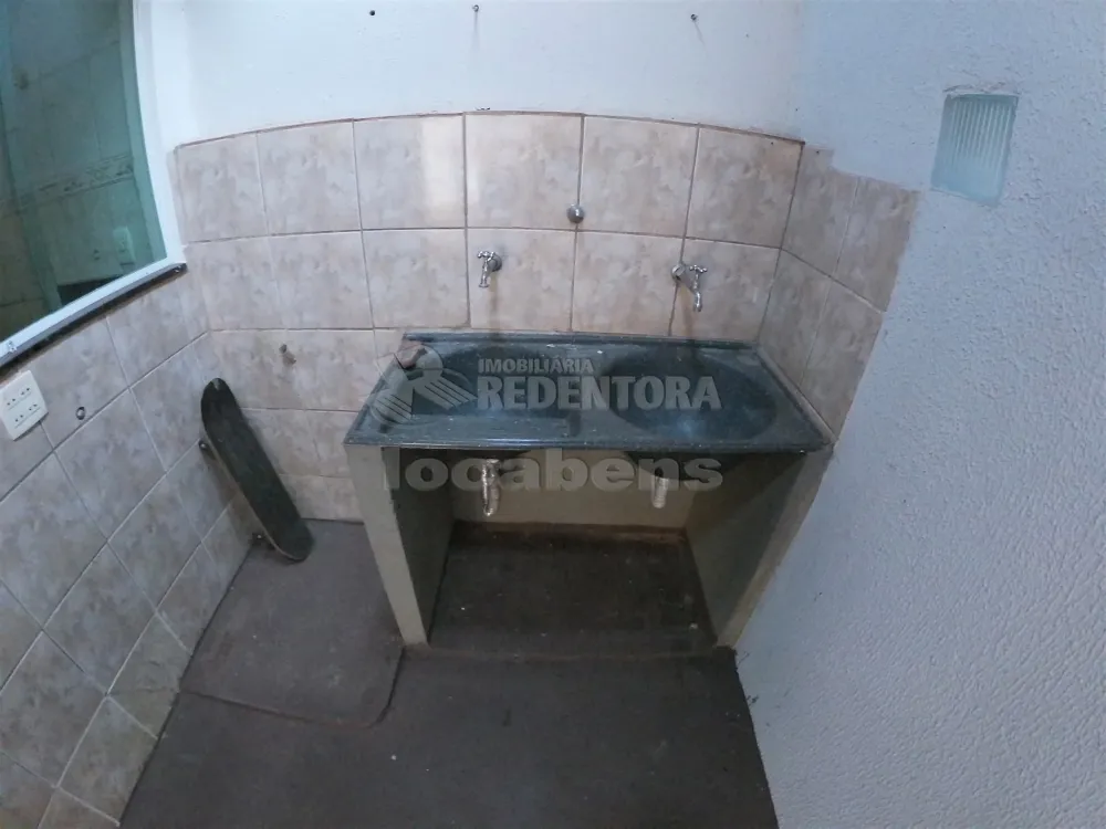 Alugar Casa / Padrão em São José do Rio Preto R$ 1.600,00 - Foto 15