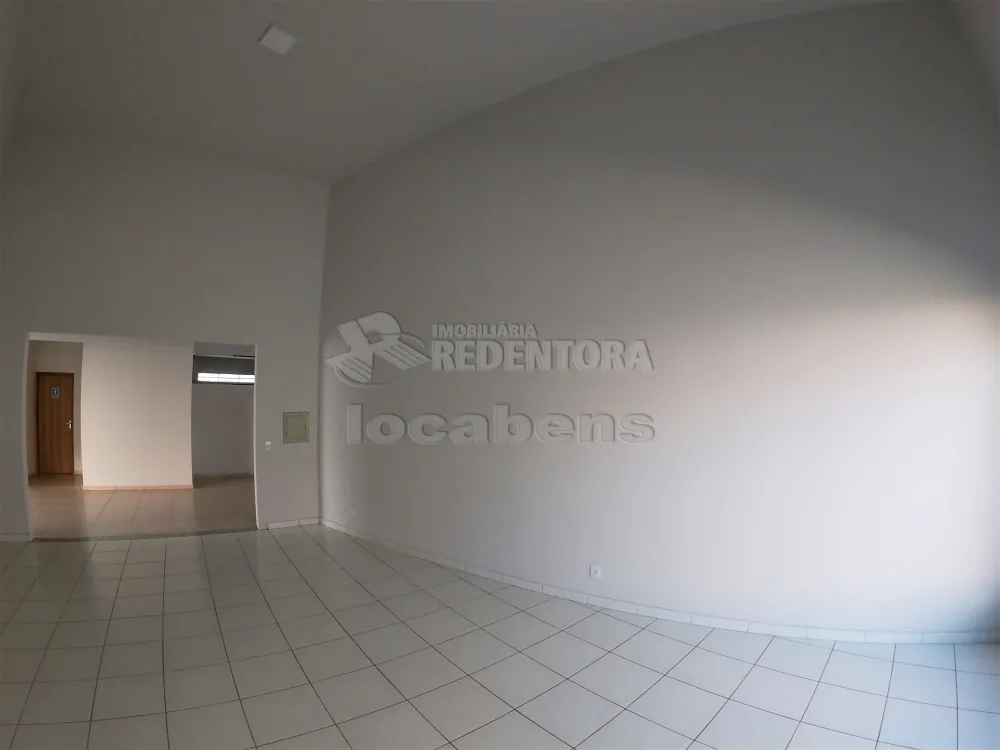 Alugar Comercial / Salão em São José do Rio Preto R$ 15.000,00 - Foto 23