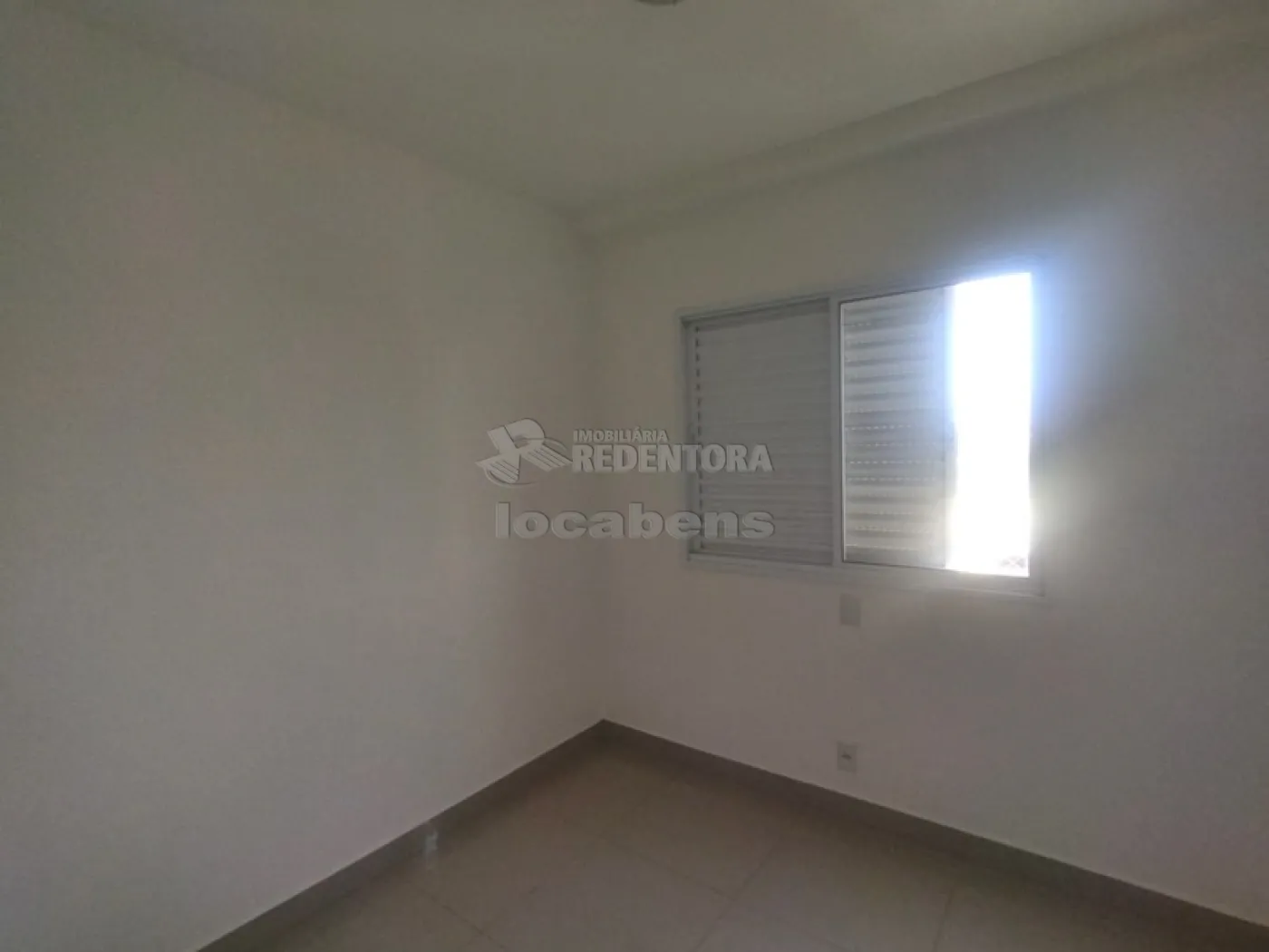 Alugar Apartamento / Padrão em São José do Rio Preto R$ 1.700,00 - Foto 12