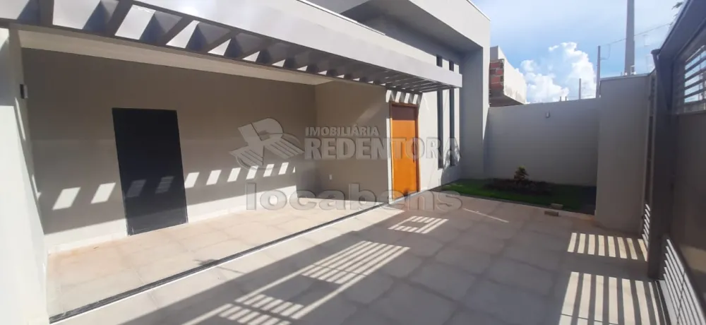 Comprar Casa / Padrão em Mirassol R$ 490.000,00 - Foto 1