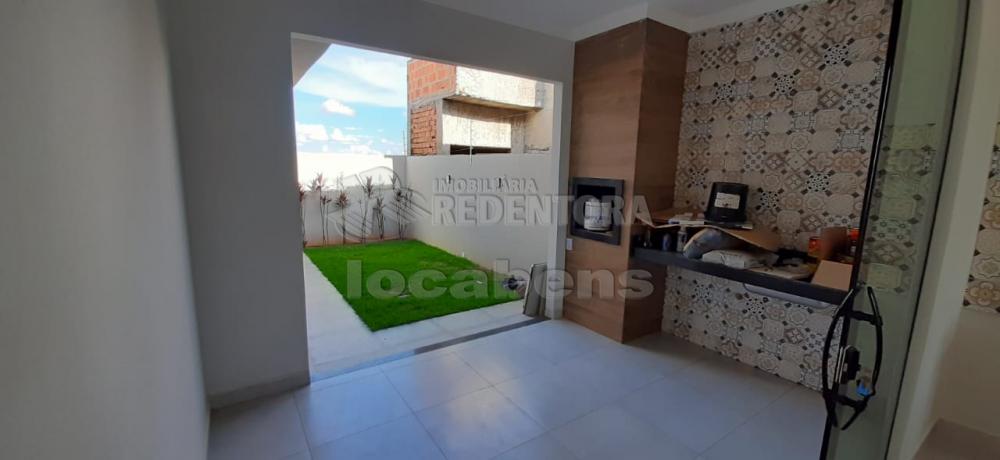 Comprar Casa / Padrão em Mirassol R$ 490.000,00 - Foto 2