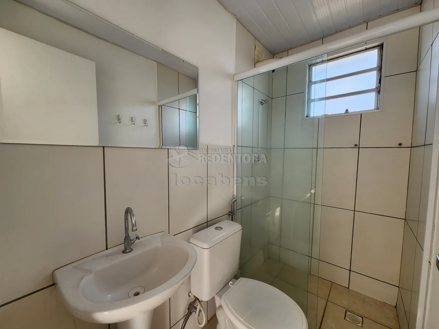 Alugar Apartamento / Padrão em São José do Rio Preto R$ 800,00 - Foto 6