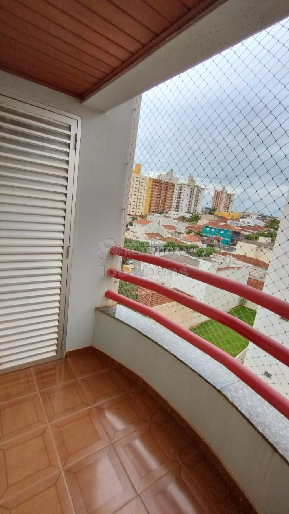 Comprar Apartamento / Padrão em São José do Rio Preto R$ 400.000,00 - Foto 3