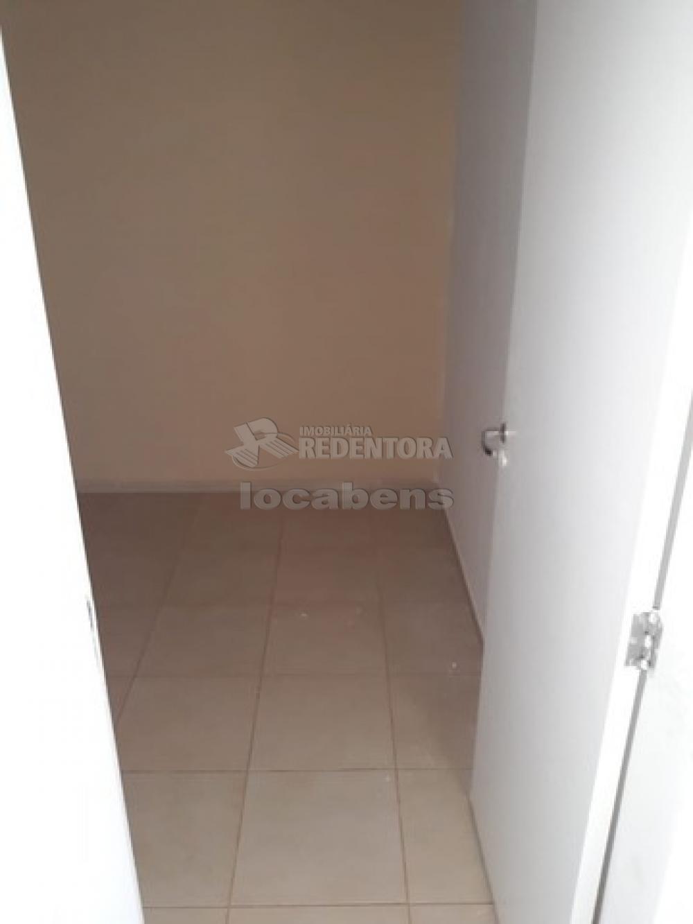 Comprar Apartamento / Padrão em São José do Rio Preto apenas R$ 175.000,00 - Foto 6