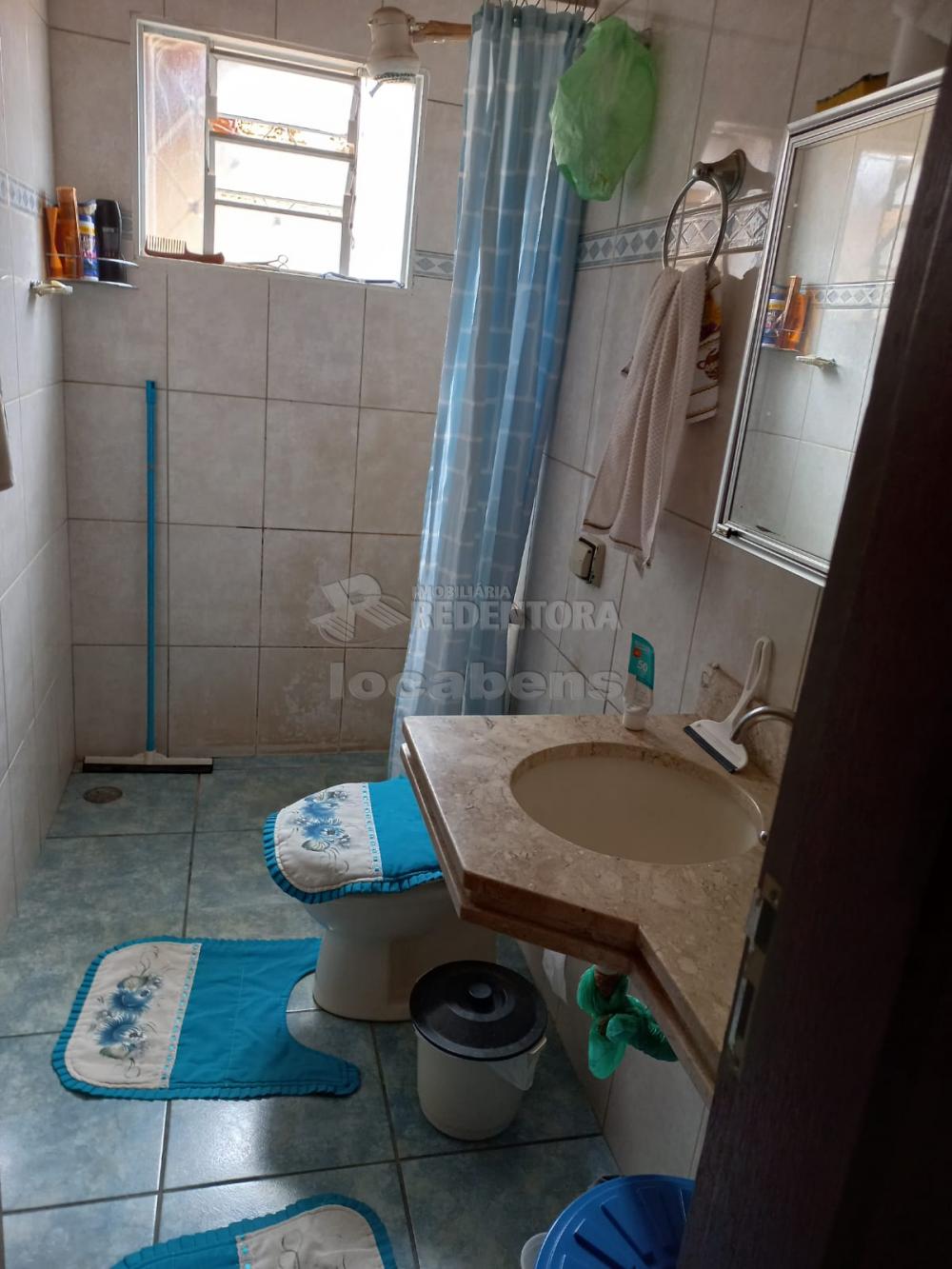 Alugar Casa / Padrão em São José do Rio Preto R$ 1.700,00 - Foto 5