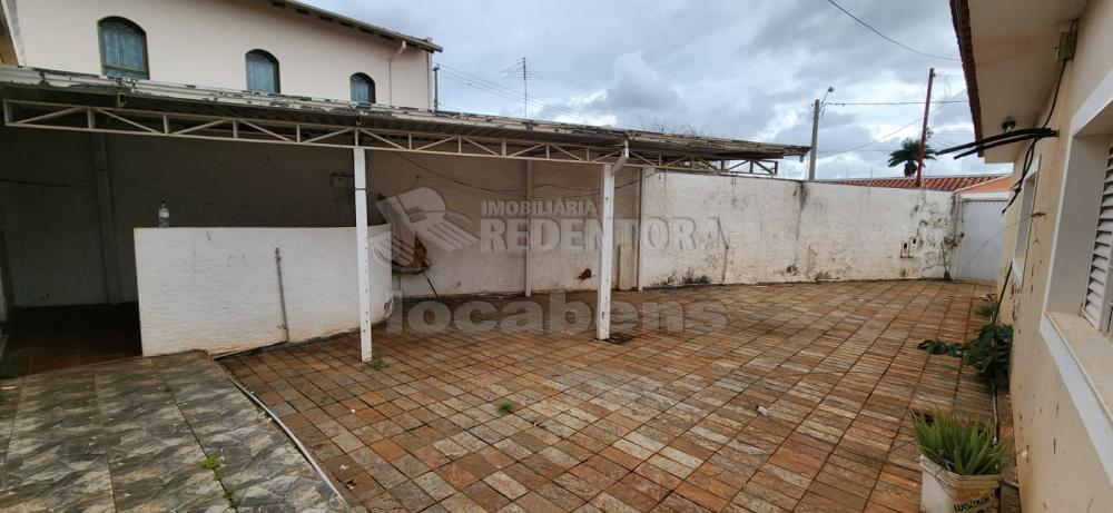 Alugar Casa / Padrão em São José do Rio Preto R$ 2.600,00 - Foto 13