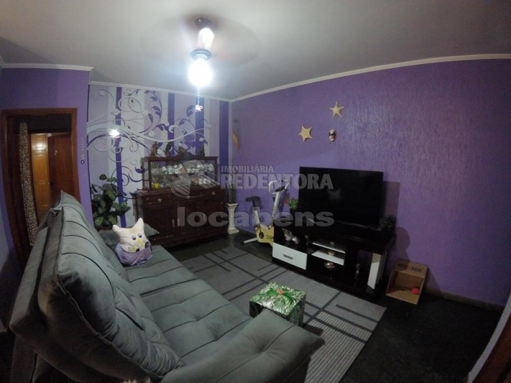 Comprar Apartamento / Padrão em São José do Rio Preto R$ 270.000,00 - Foto 4