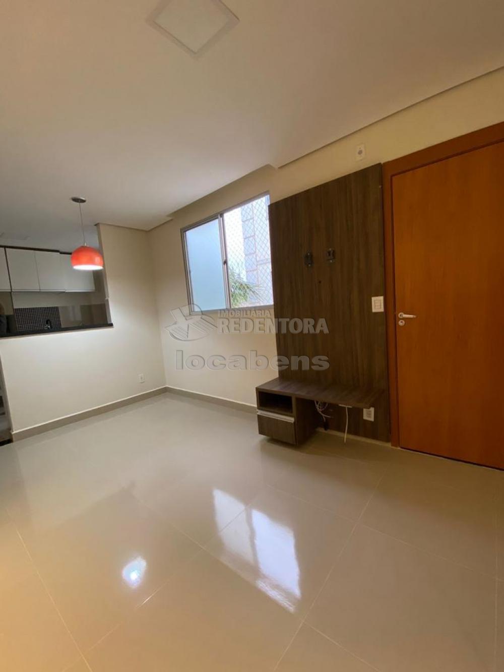 Comprar Apartamento / Padrão em São José do Rio Preto R$ 180.000,00 - Foto 5
