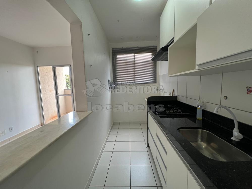 Comprar Apartamento / Padrão em São José do Rio Preto apenas R$ 205.000,00 - Foto 3