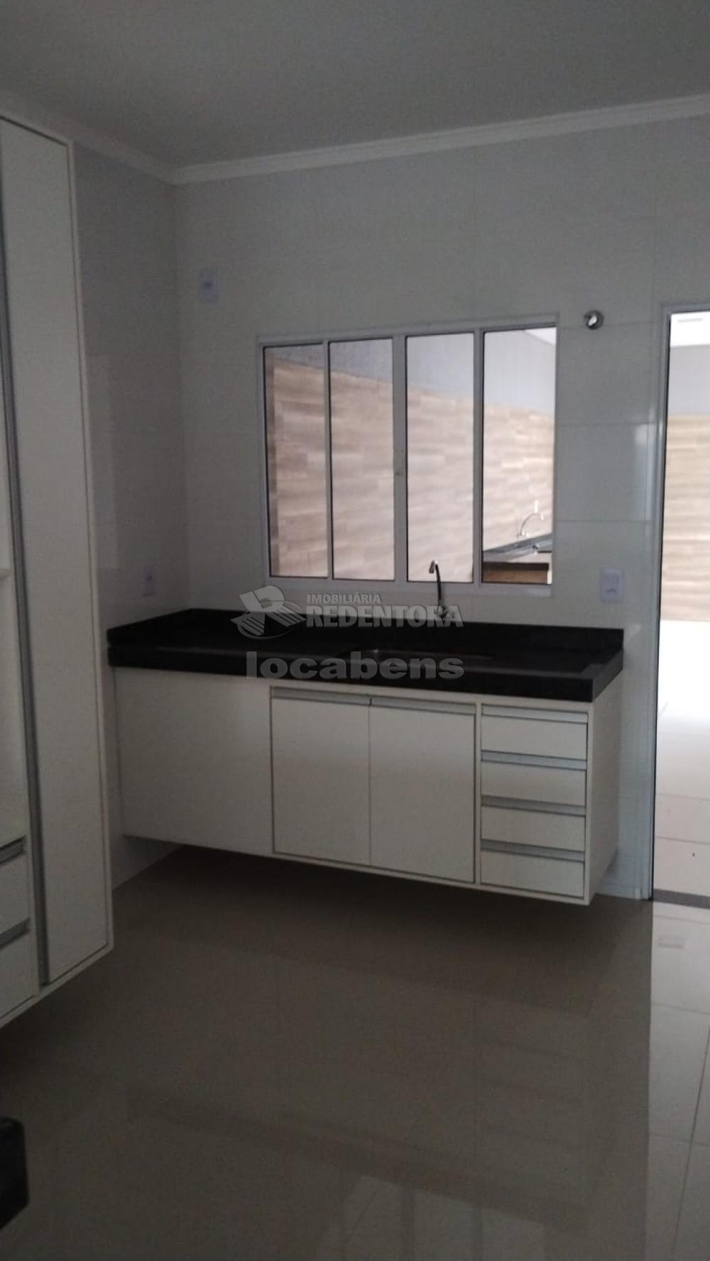 Alugar Casa / Padrão em São José do Rio Preto R$ 2.800,00 - Foto 11