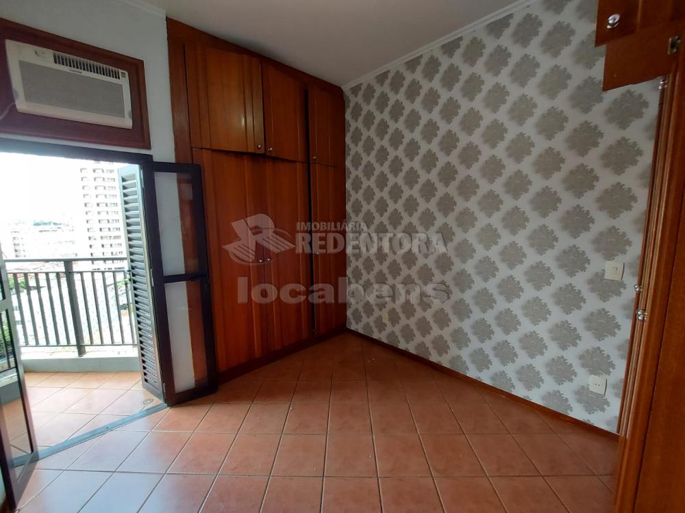 Comprar Apartamento / Padrão em São José do Rio Preto R$ 375.000,00 - Foto 11