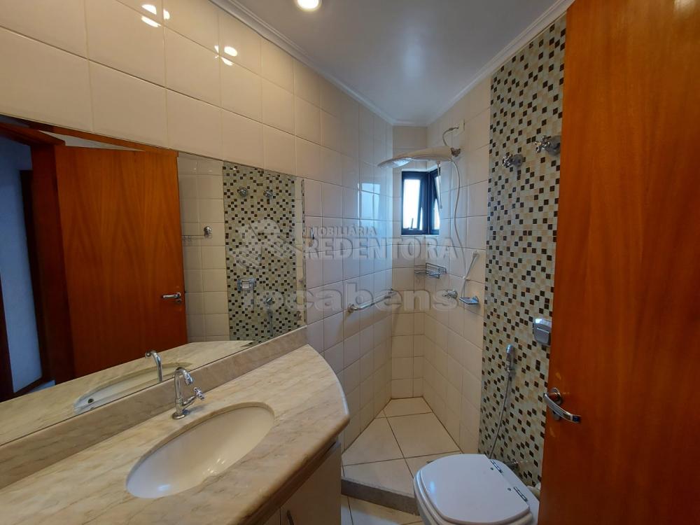 Comprar Apartamento / Padrão em São José do Rio Preto R$ 400.000,00 - Foto 17