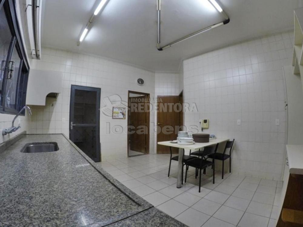 Comprar Casa / Padrão em São José do Rio Preto R$ 825.000,00 - Foto 4