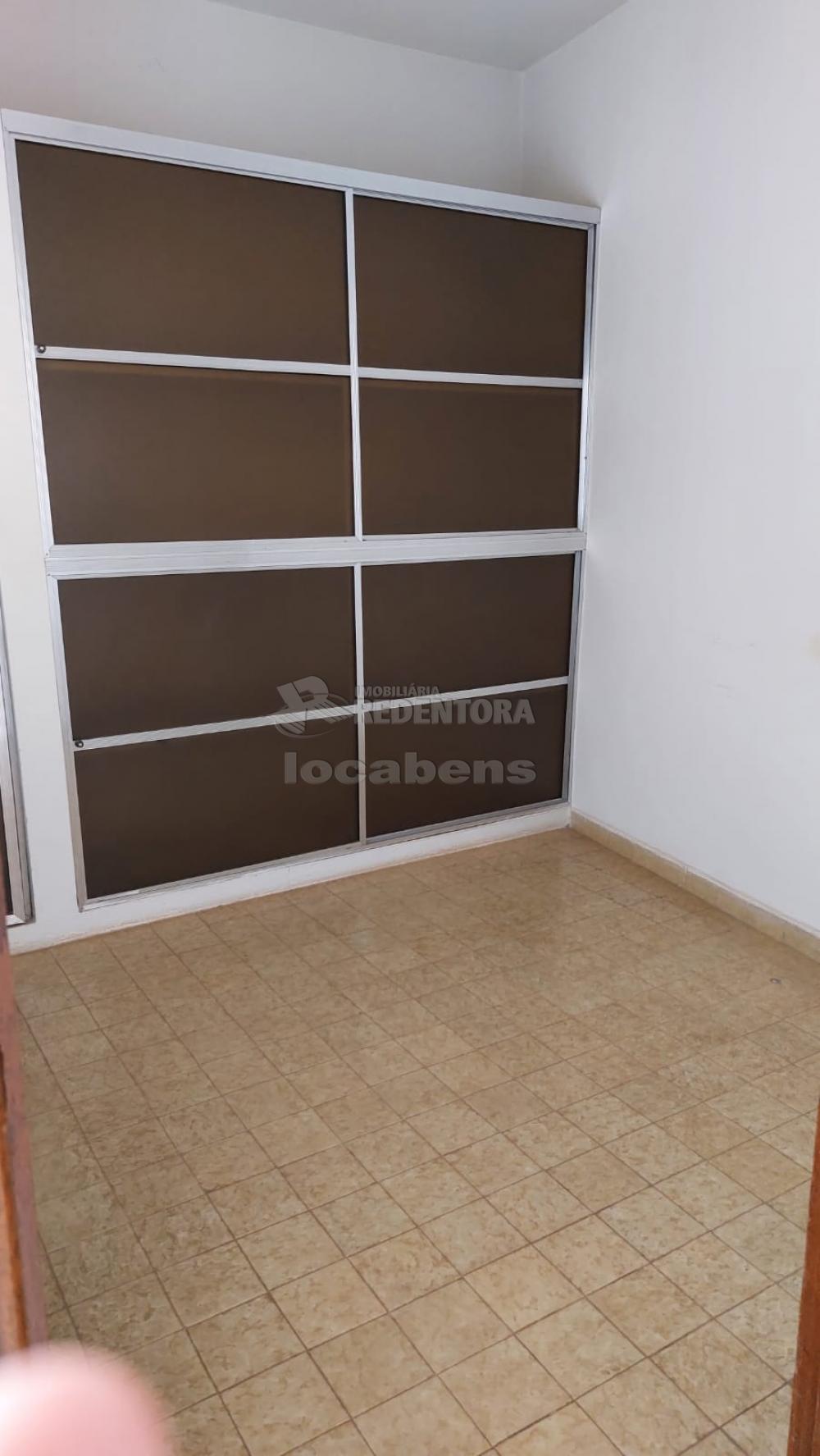 Comprar Casa / Padrão em São José do Rio Preto R$ 470.000,00 - Foto 15