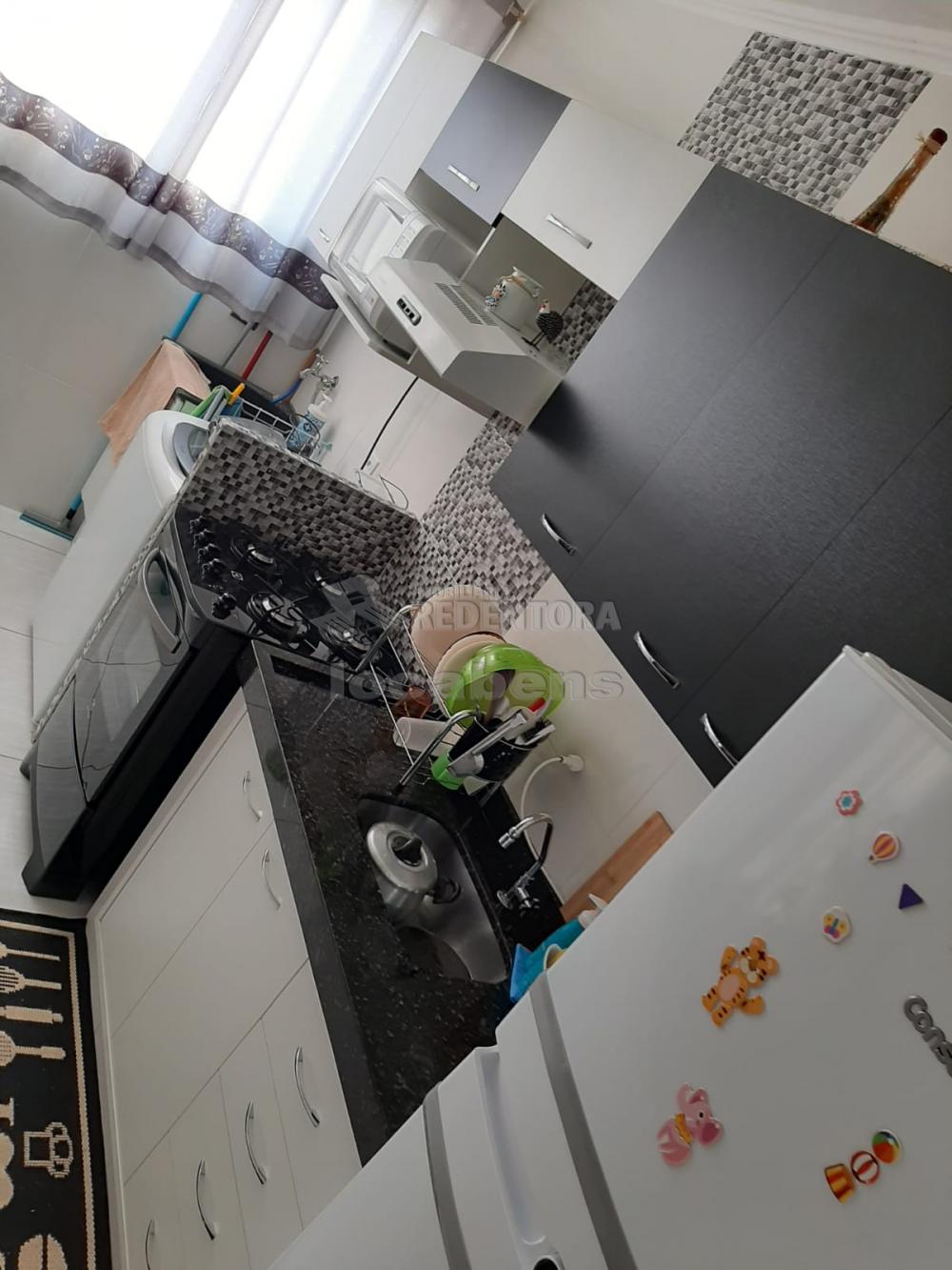 Comprar Apartamento / Padrão em São José do Rio Preto apenas R$ 195.000,00 - Foto 3