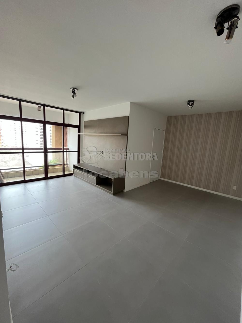 Alugar Apartamento / Padrão em São José do Rio Preto R$ 1.650,00 - Foto 1