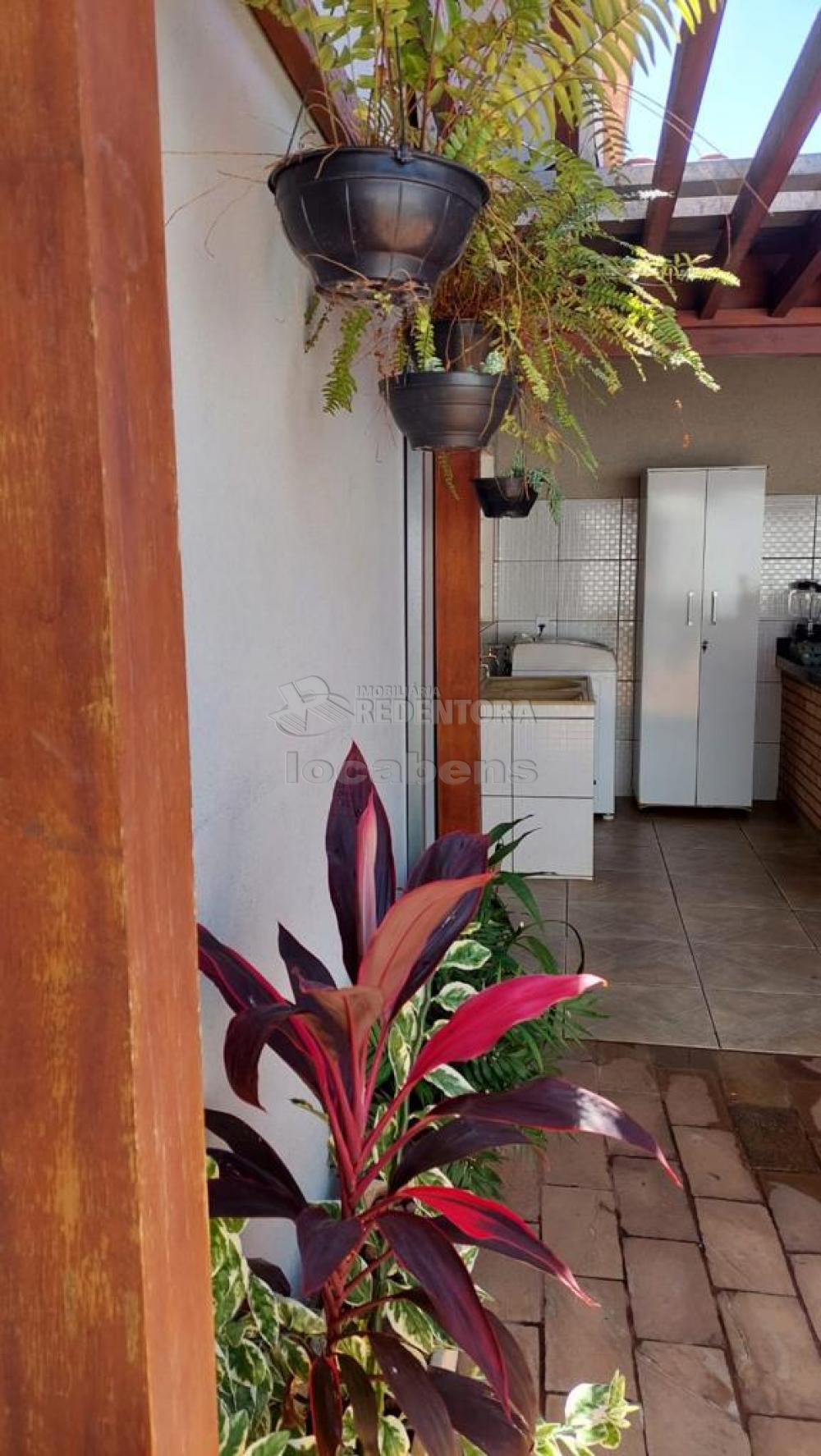 Comprar Casa / Padrão em São José do Rio Preto R$ 350.000,00 - Foto 1