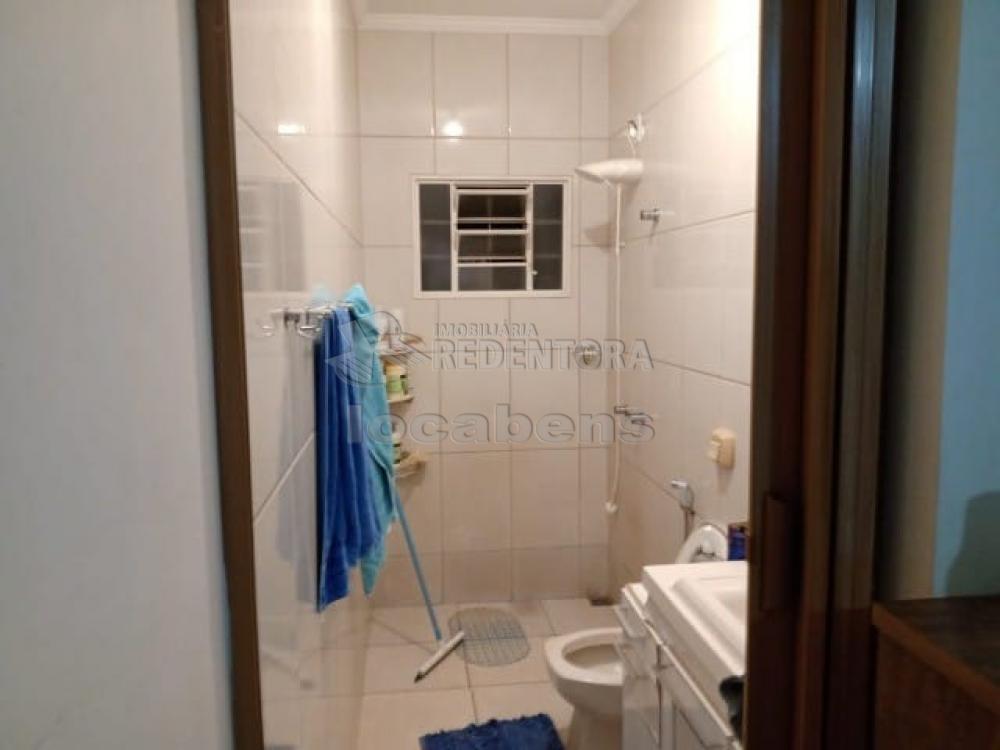 Comprar Casa / Padrão em São José do Rio Preto R$ 360.000,00 - Foto 4