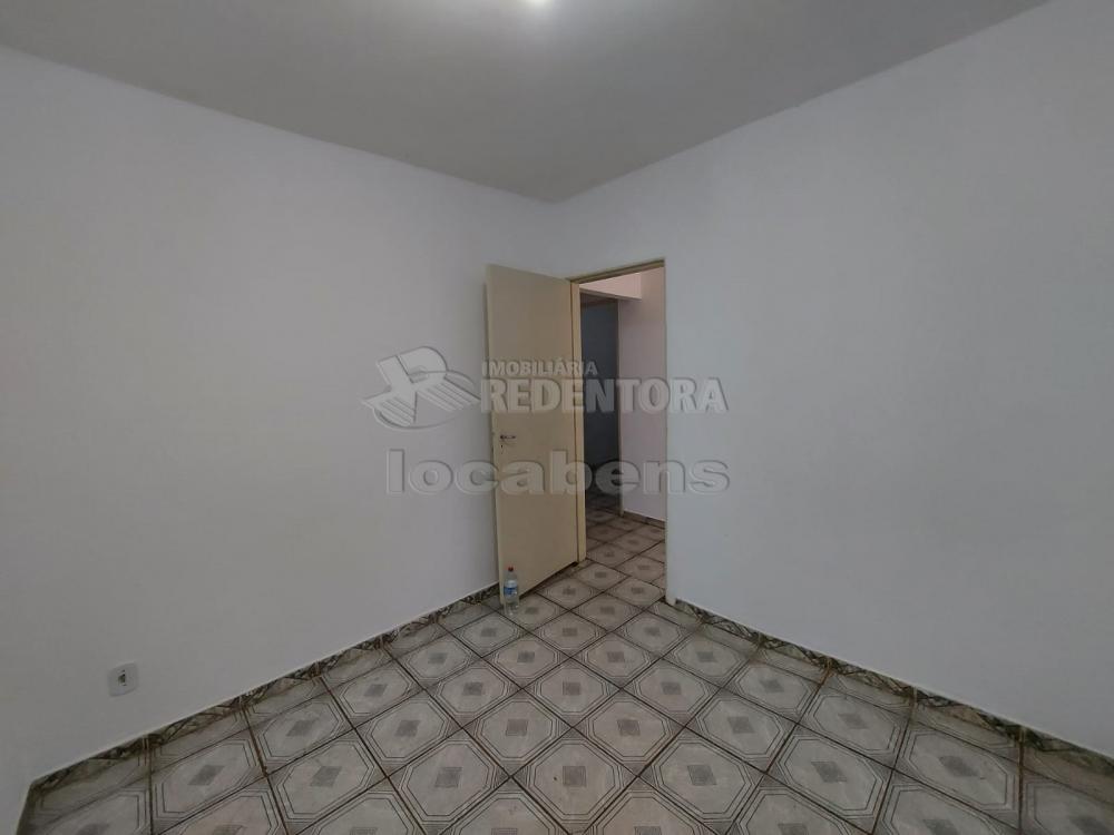 Casa para alugar com 2 quartos, 70m² - Foto 8