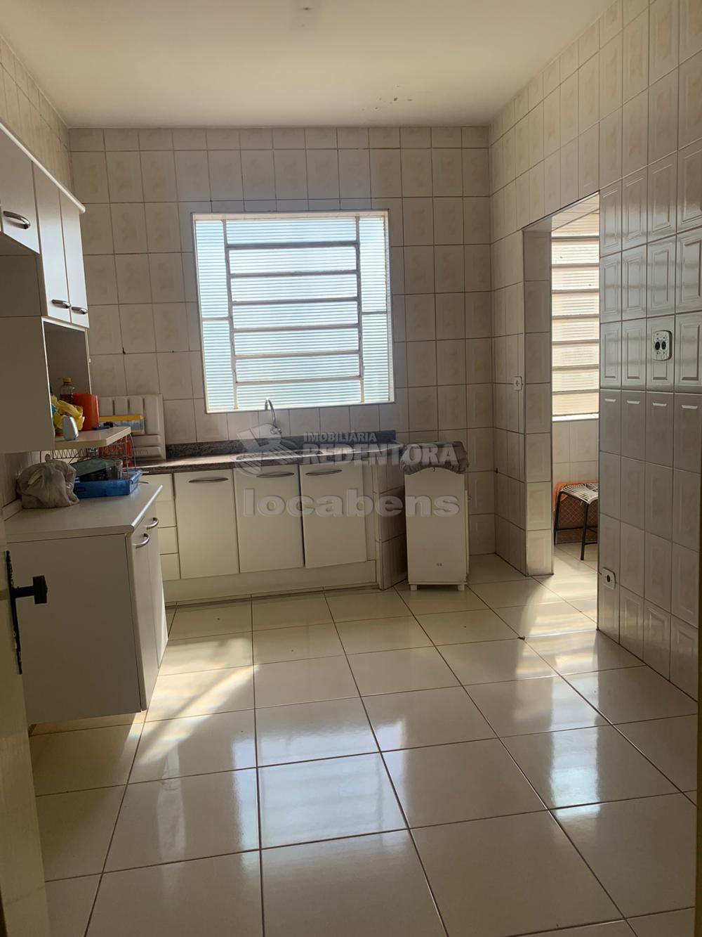 Comprar Apartamento / Padrão em São José do Rio Preto R$ 300.000,00 - Foto 3